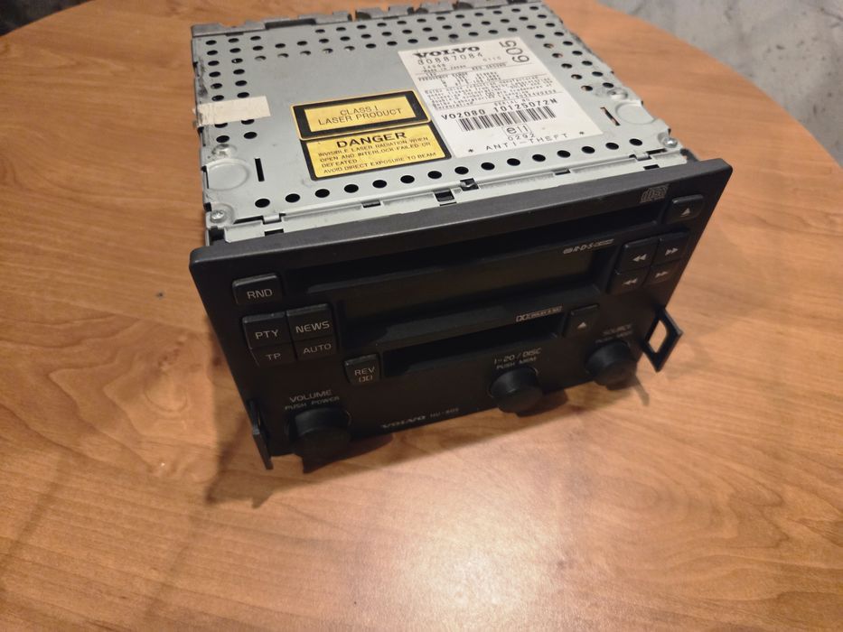 Odtwarzacz radio cd volvo