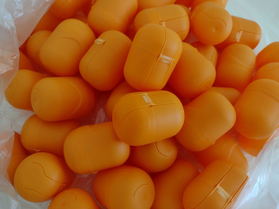 Kapsułki po kinder niespodziankach 40 sztuk
