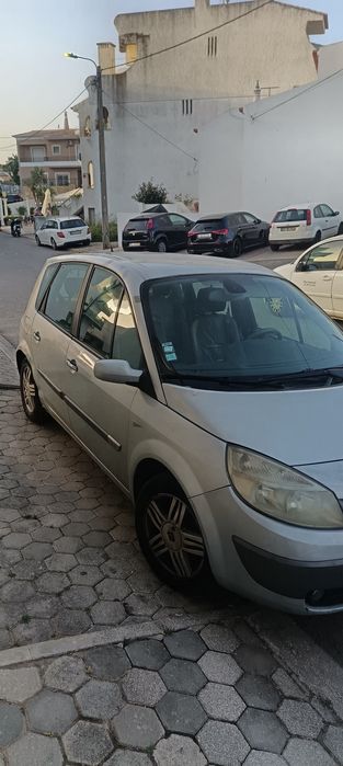 Vendo carro Renault Scenic