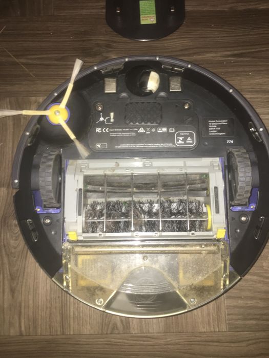 Робот пылесос румба