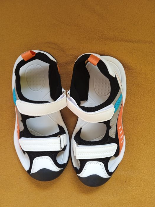 Сандалі на хлопчика 34 розмір