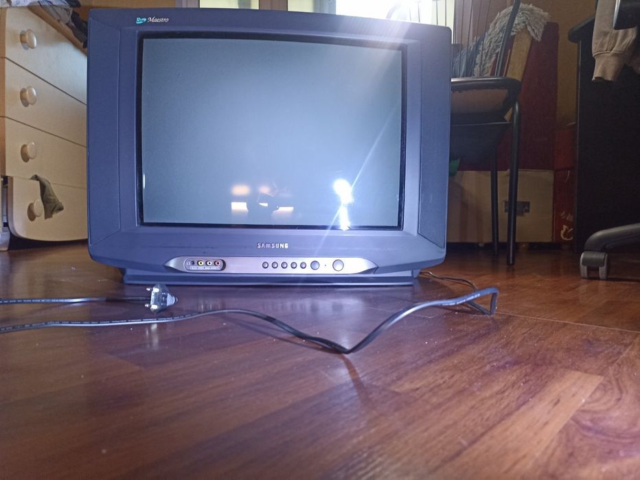 Телевизор Samsung