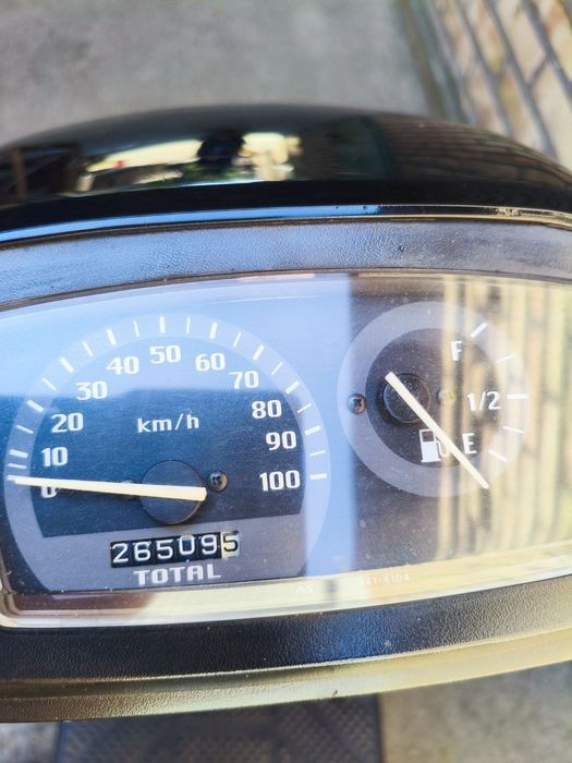 Suzuki address v 100