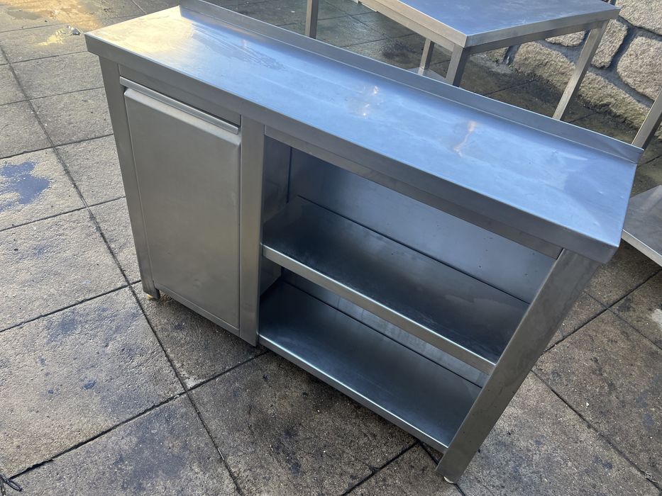 Escaparate Aço Inox com gaveta 1.15mt x 30cm