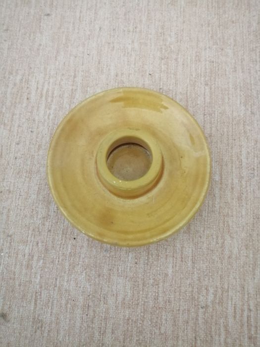 Castiçais de louça