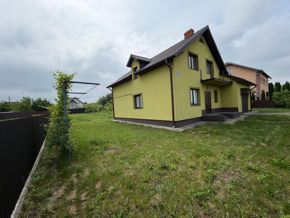 Продаю будинок з садом від власника