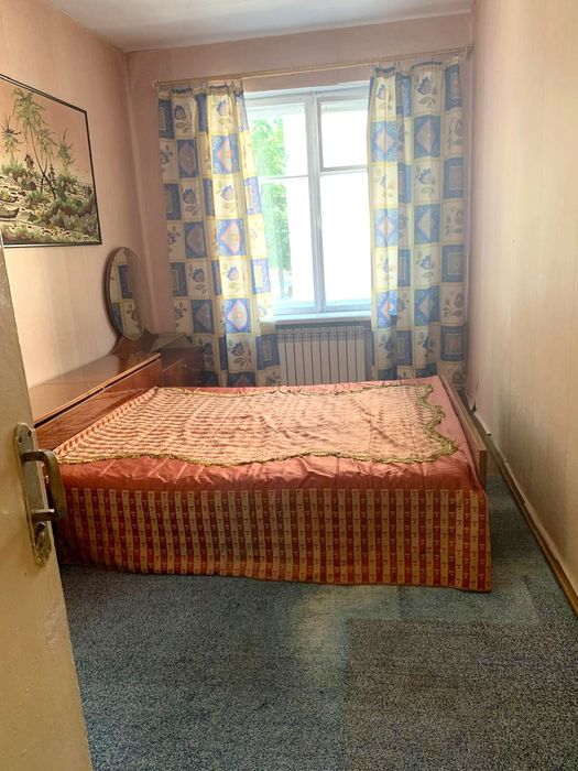 Сталінка - Центр!!! 3 кімнатна квартира -85000 Дол США