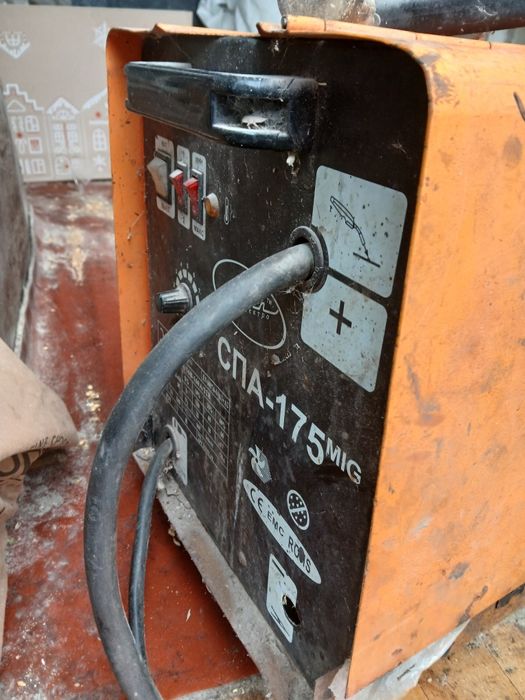 продам сварочний апарат УРАЛ