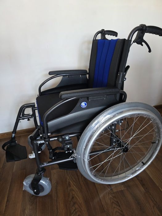 Wózek inwalidzki VERMEIREN D200