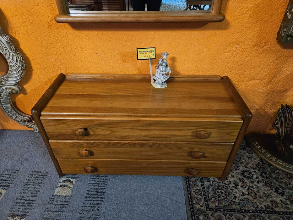 Conjunto de pequena cómoda e espelho em madeira maciça - Mar