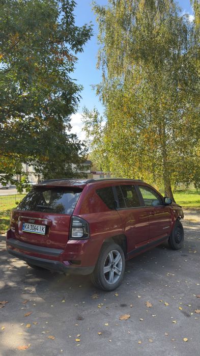 Продам Jeep Compass 2013 року 2,4 бензин