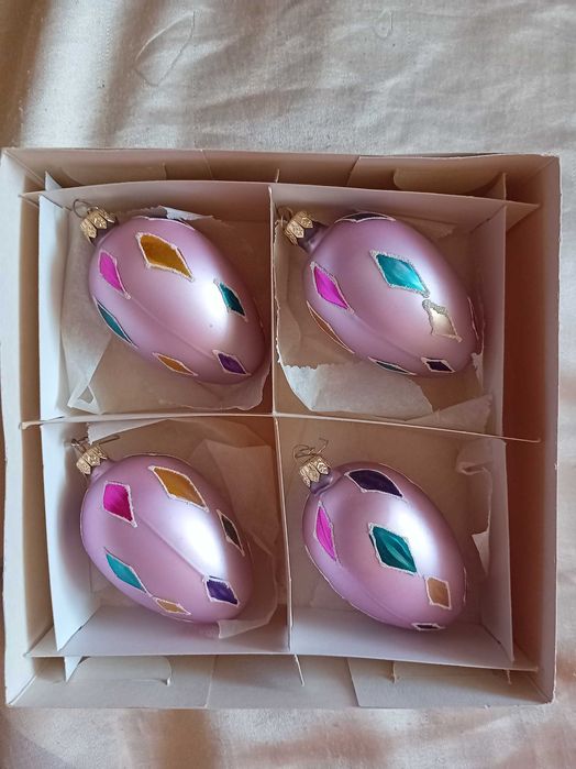 Новорічні іграшки