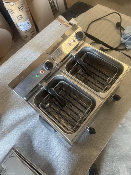 Fritadeira electrica dupla Saro 2x 3.5w troco por gopro ou apple watch