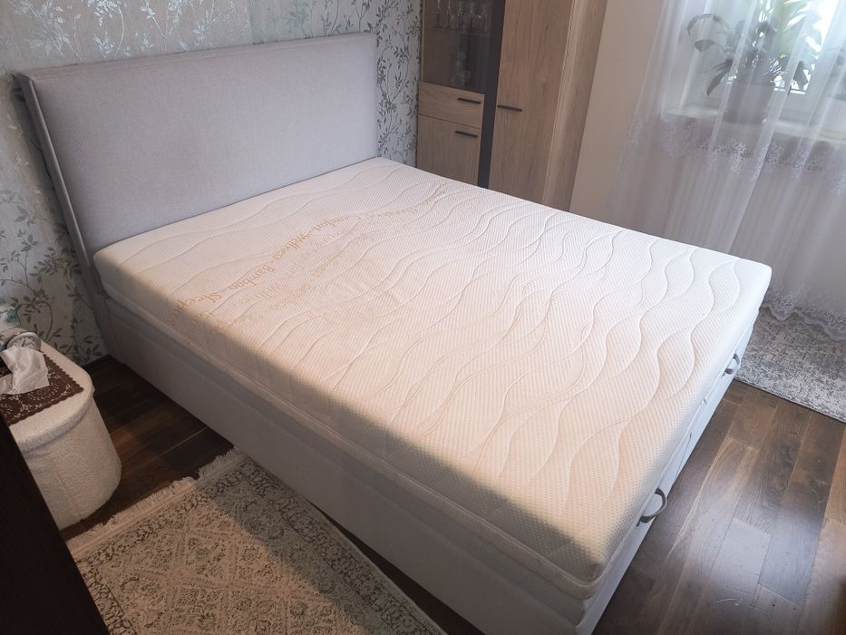 Łóżko małżeńskie + materac