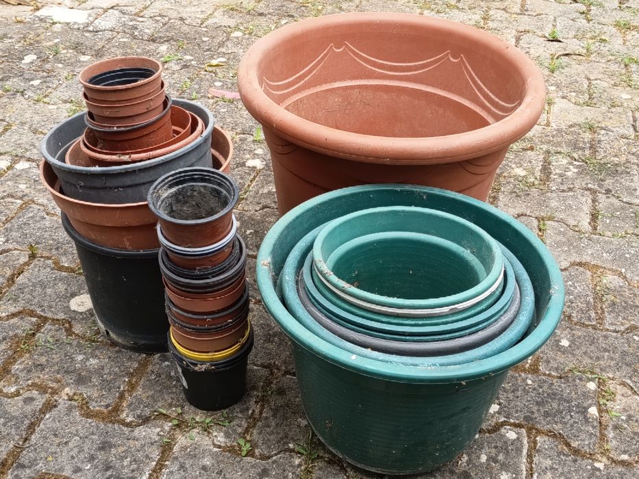 Vasos de plástico para jardinagem