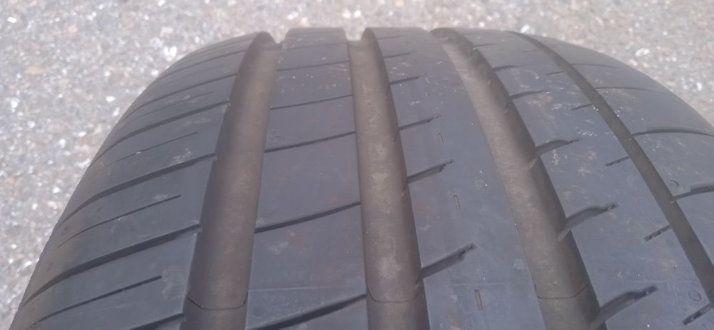покрышка 235/50/R19