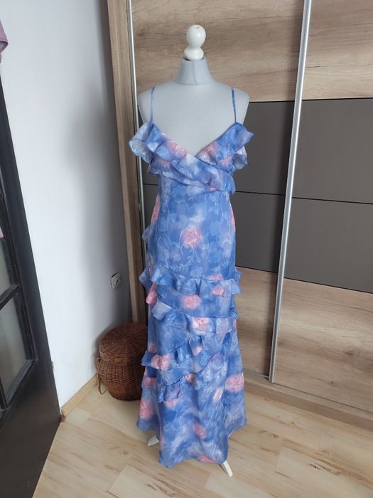 Piękna długa sukienka z falbankami r. 44/46