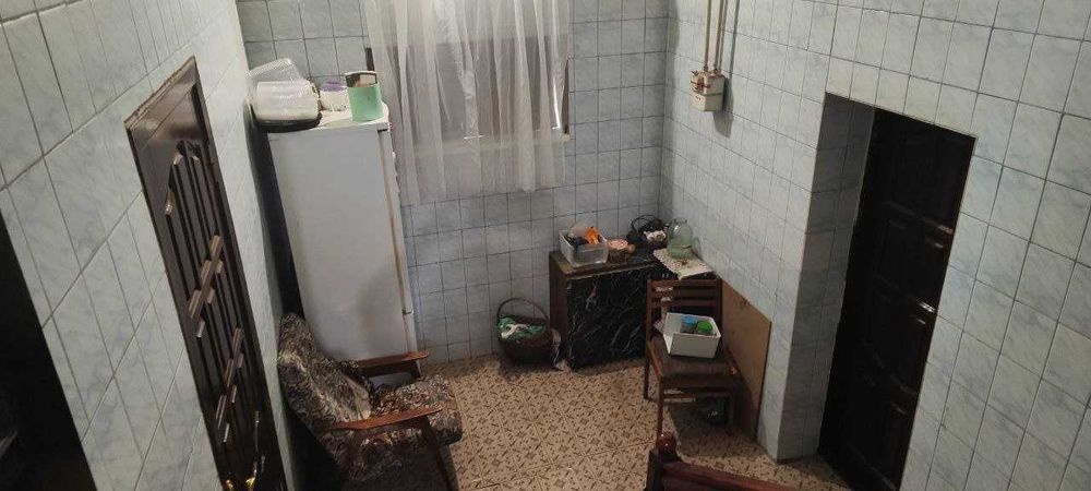 Сдам дом с гаражом подвалом