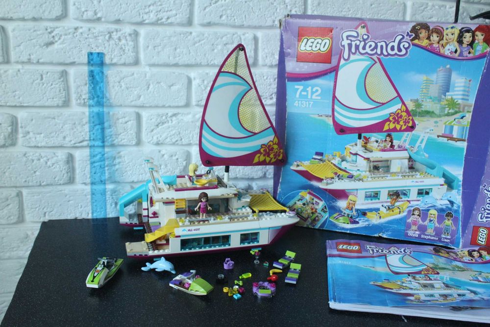 великий наборище лего LEGO Friends Катамаран Саншайн (41317)