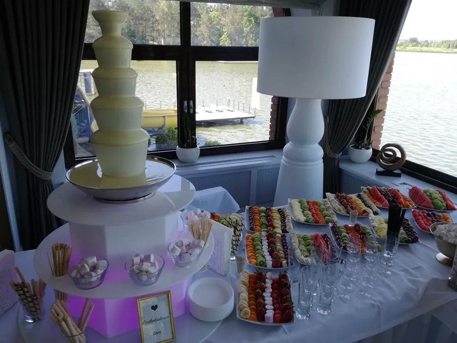 Fotobudka + ciężki dym na I taniec tylko 1200zł