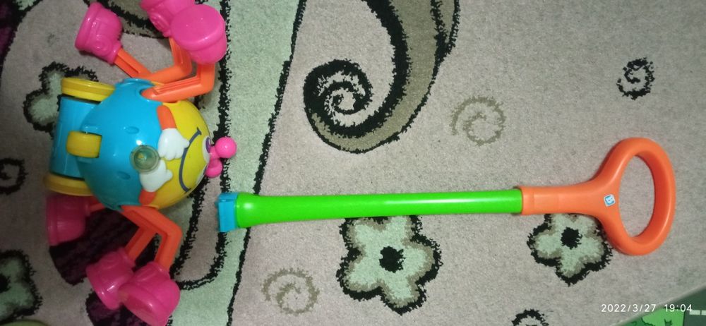 Каталка музыкальная