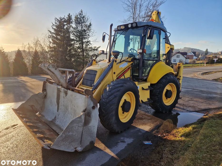 New Holland LB115  Koparko-ładowarka New Holland LB115