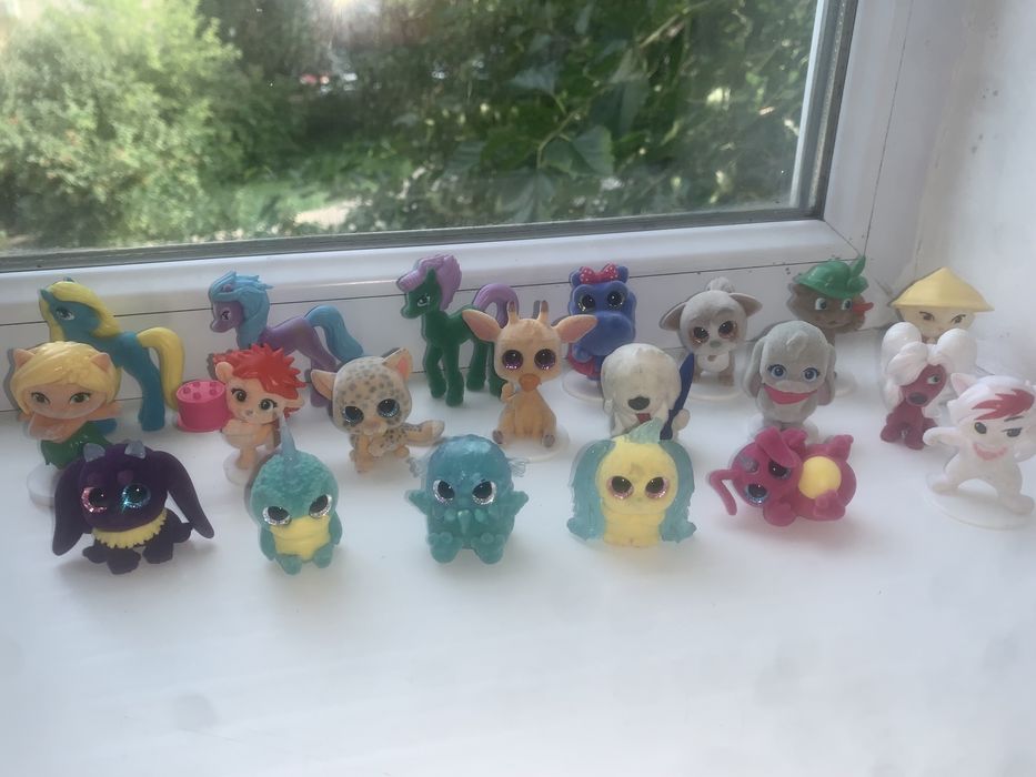 Фігурки ,відважні пташки,та звірята з світбоксів