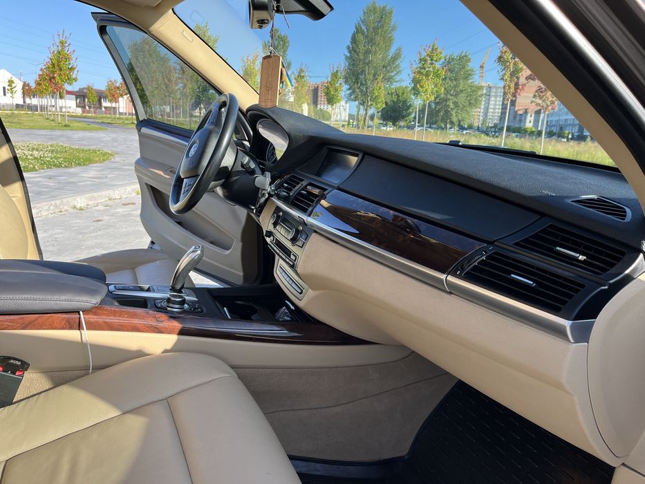 Автомобіль БМВ х5 е70 2012 р/в