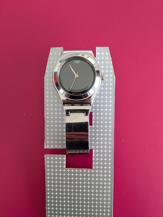 Swatch irony black