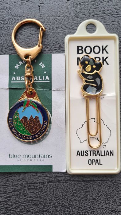 Breloczek do kluczy Australia plus gratis z opalem australijskim.