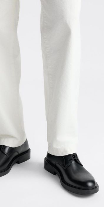 Шкіряні туфлі Zara