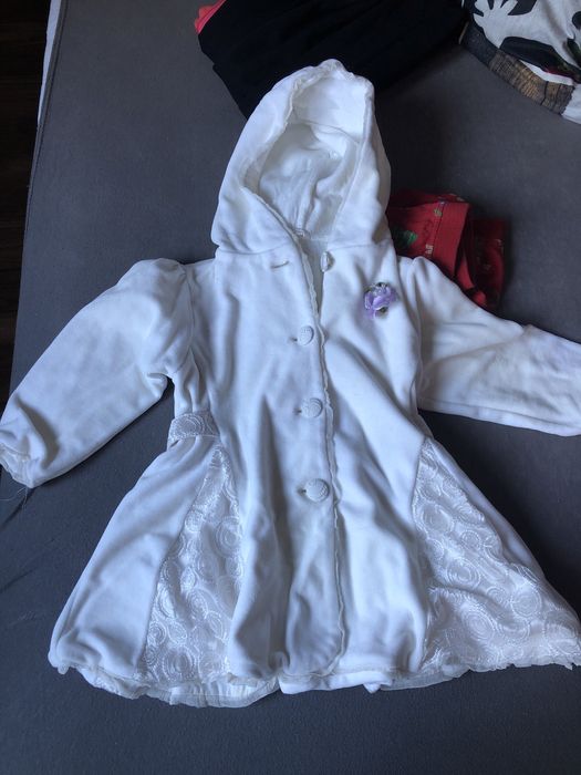 Sliczny plaszczyk dla dziewczynki 86