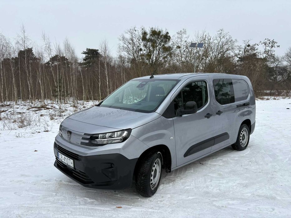 Wynajem busa, wypożyczalnia aut dostawczych, BEZ LIMITU [Partner 5-miejscowy]
