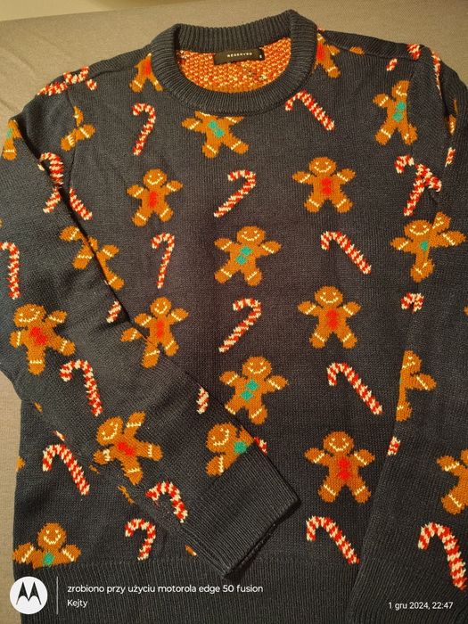 Świąteczny sweter Reserved S