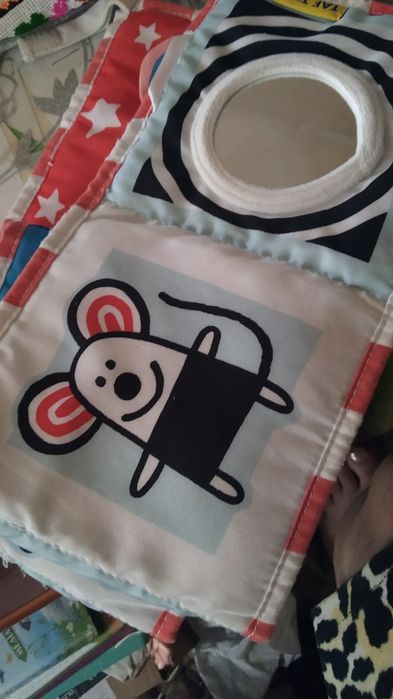 Розвиваюча підвіска на ліжечко.