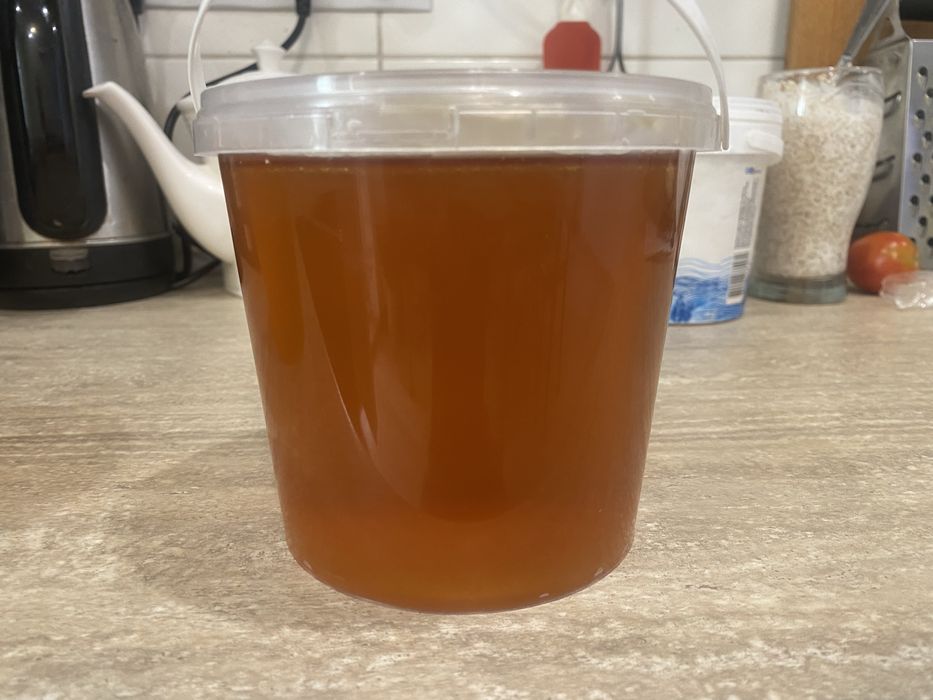 Натуральний мед, Сотовий, різнотравя, в сотах