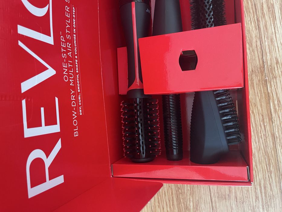 Escova Revlon 5-in-1
