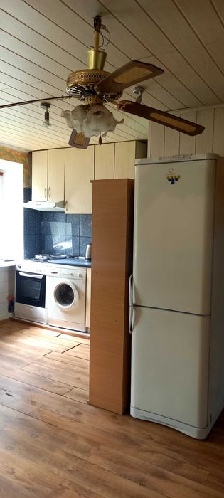 2 квартира 600-річчя вулиця 1 поверх з балконом