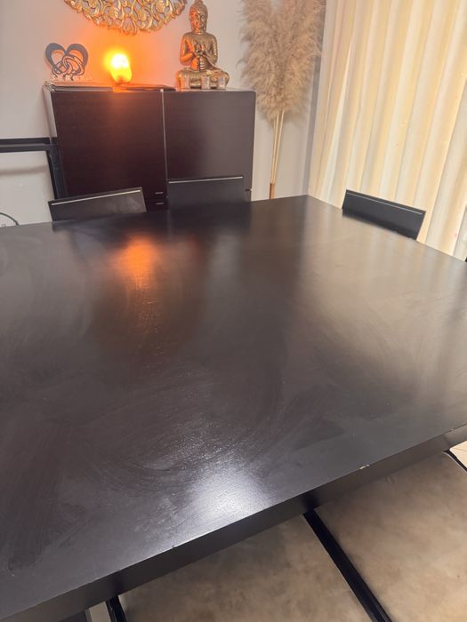 Mesa de jantar e 8 cadeiras