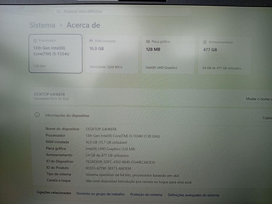 Portátil Acer TravelMate P2-15 i5 1334U de 13th geração 
Processador Intel Core i5-1334U