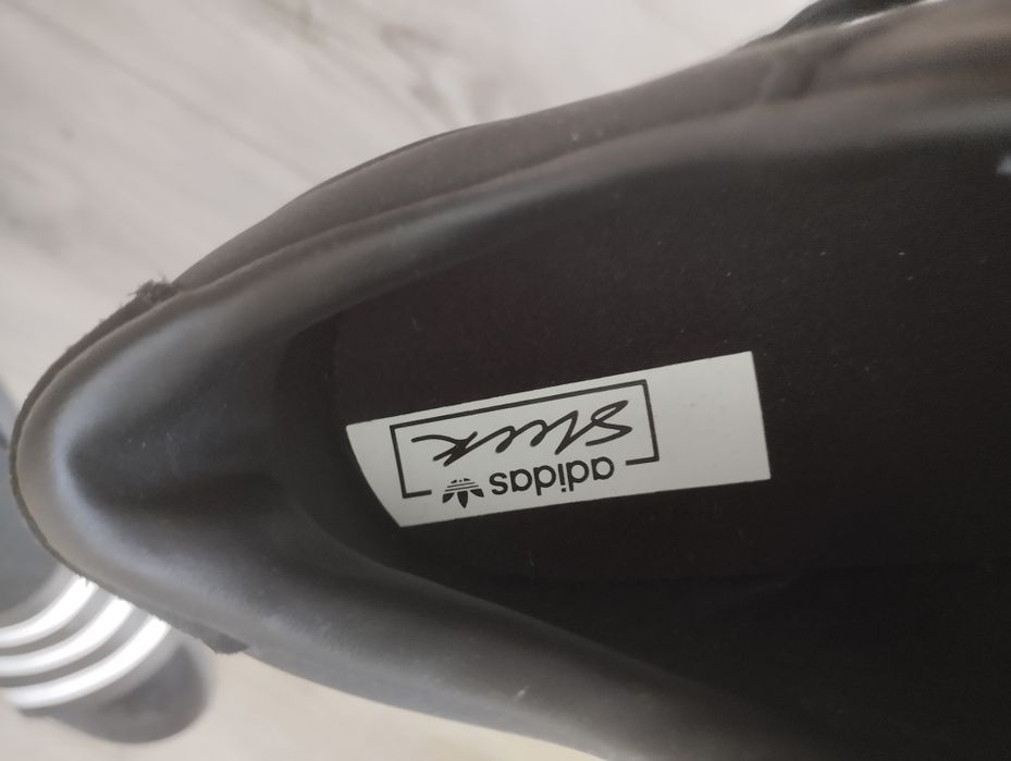 Buty sportowe adidas  Sleek W