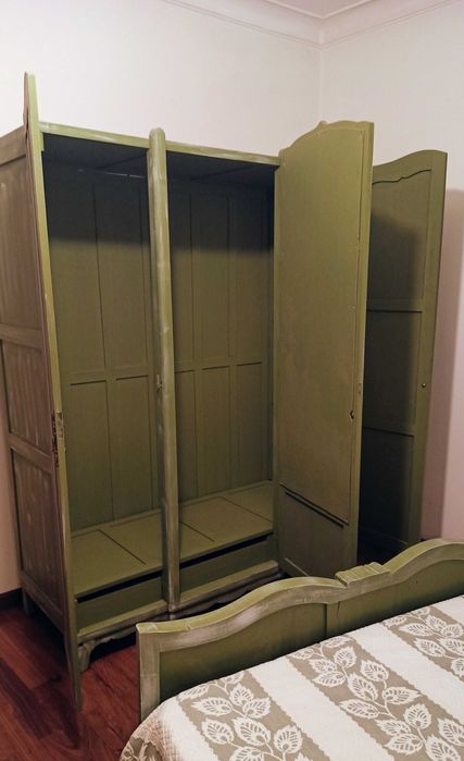 Roupeiro pintado em DIY