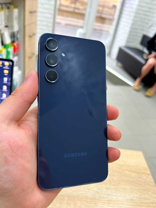 Samsung Galaxy A55 5G 8/256gb SM-A556B/DS Navy Blue добрий стан.