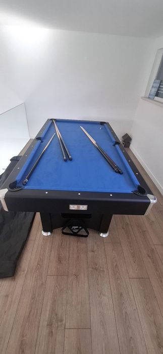 Mesa de snooker equipada