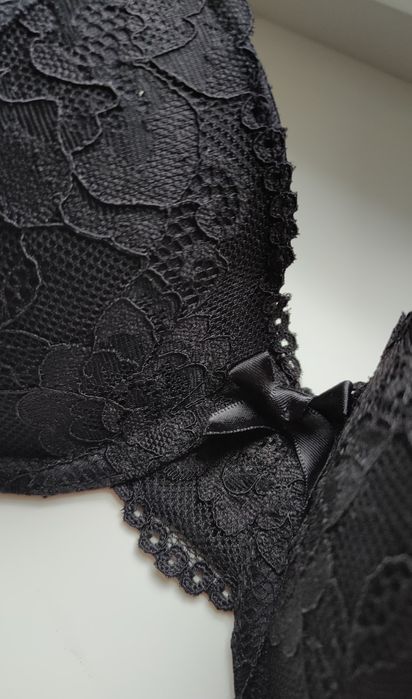 Классный бюстгальтер лифчик бюстик H&M, Tezenis