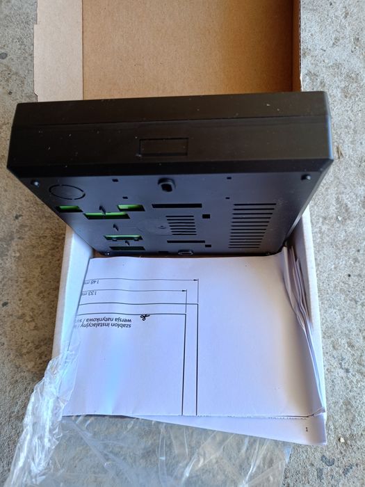 Oprawa awaryjna natynkowa