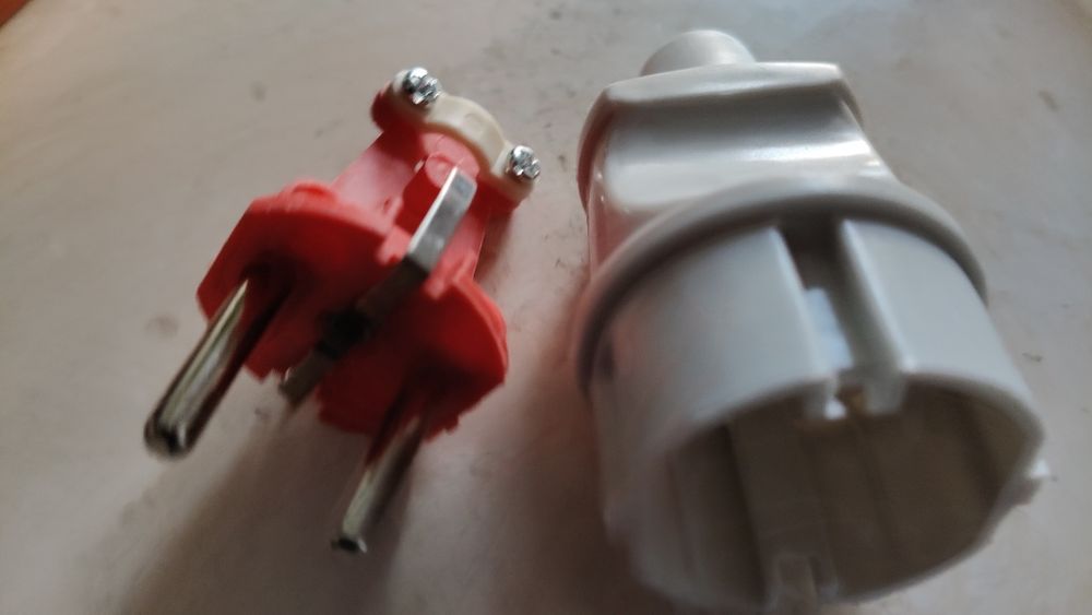 electrical plug. VILKA.                       .   Перпетуум мобиле