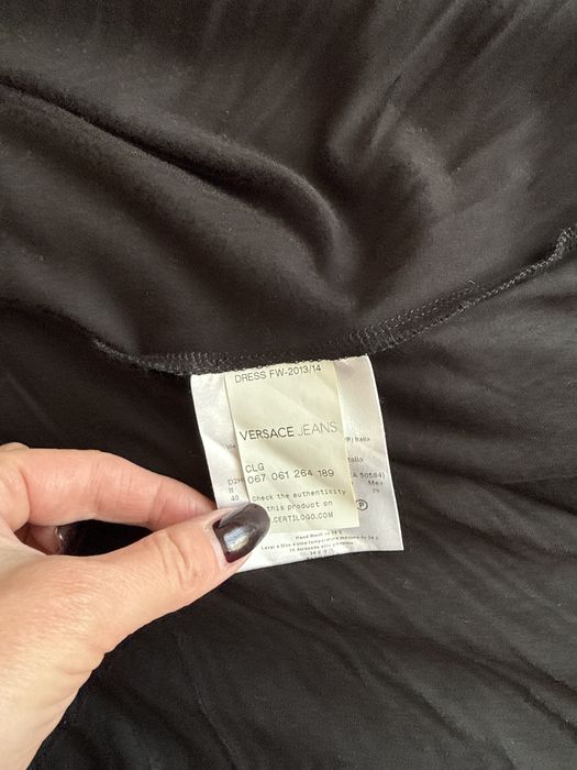 Плаття нарядне дуже зручне одягнуте 1 раз