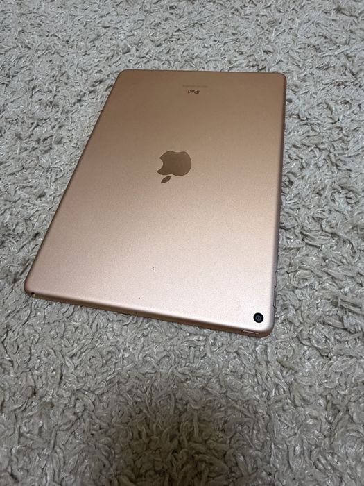 Продам iPad Air 3 256 Gb WIFI Gold