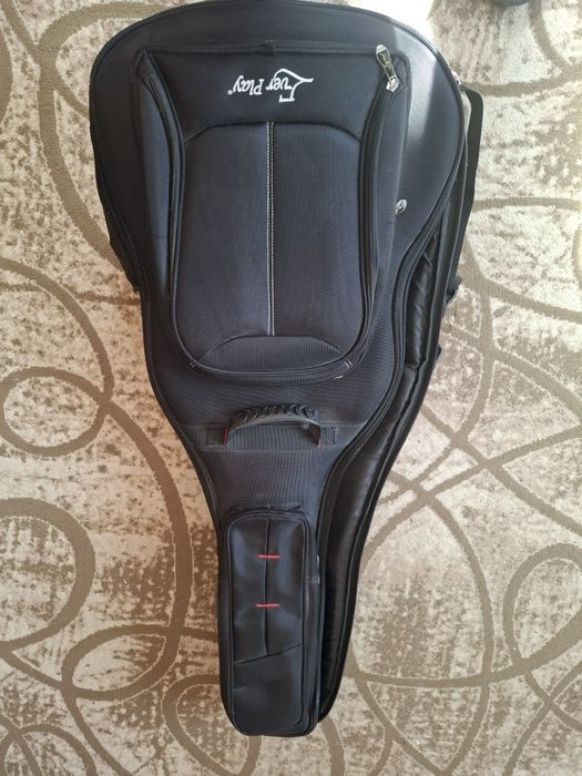 Продаю гітару Hohner HC03